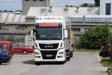 anlieferung_kuechen.jpg Küchenanlieferung