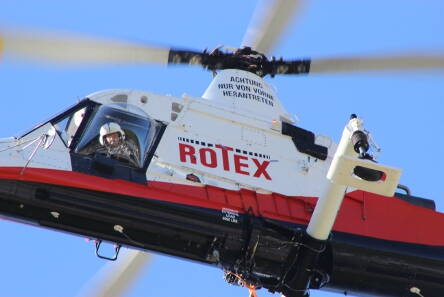 helitransport_rigi_bellevue_7.jpg Landung der ersten Küchen in Rigi Kaltbad